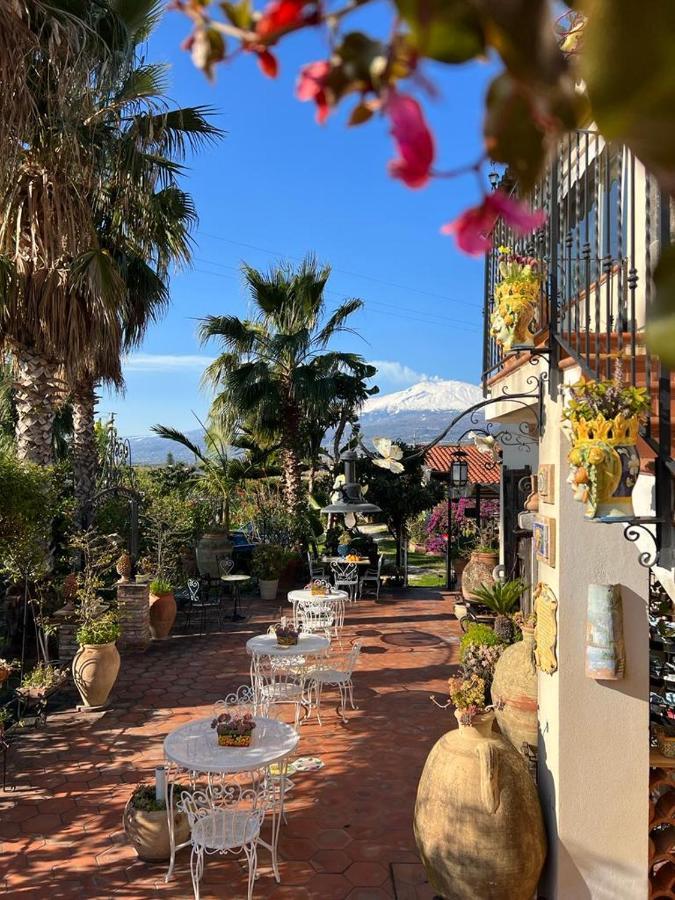 Bed and Breakfast La Capanna Di Giuseppe E Maria Taormina Exterior foto