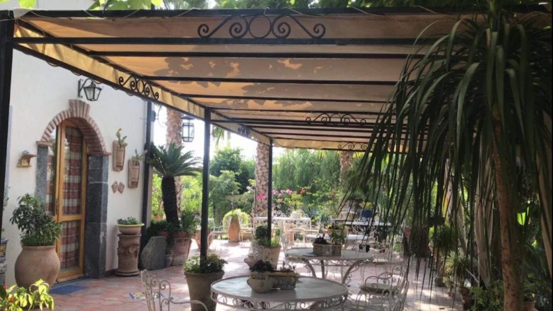 Bed and Breakfast La Capanna Di Giuseppe E Maria Taormina Exterior foto